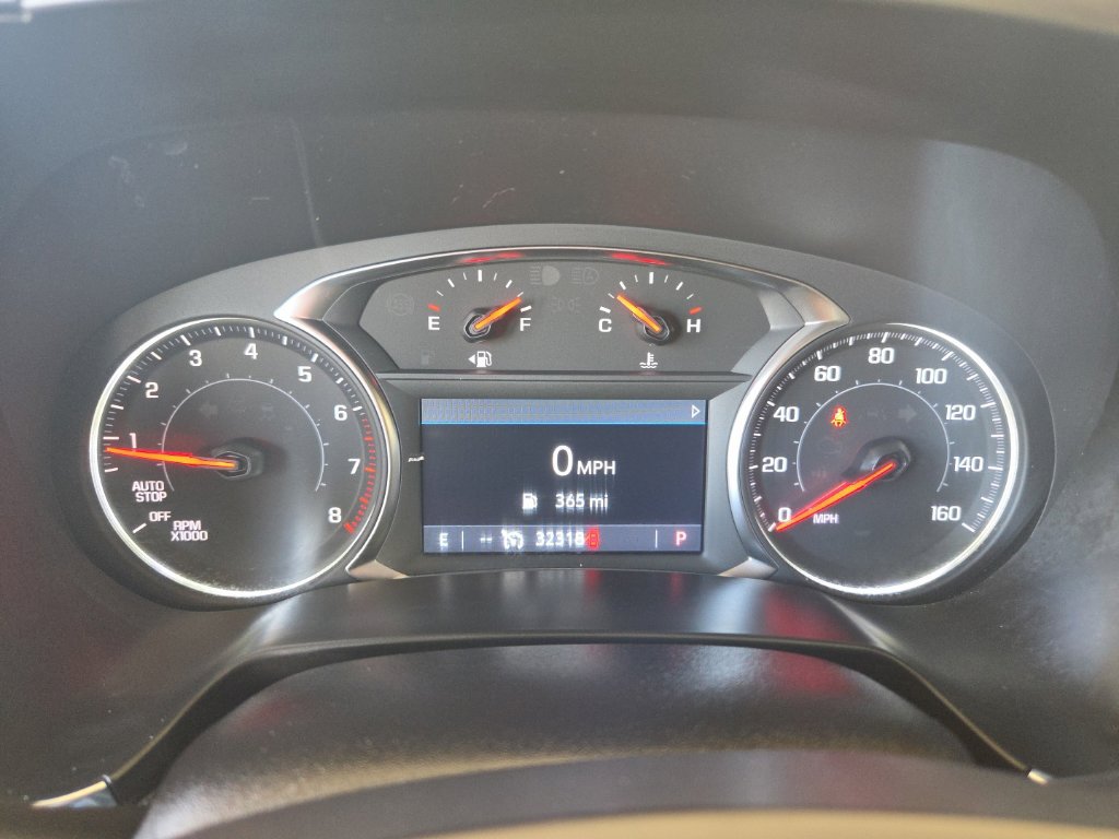 Used 2025 Chevrolet Blazer LT AWD/4WD image 2