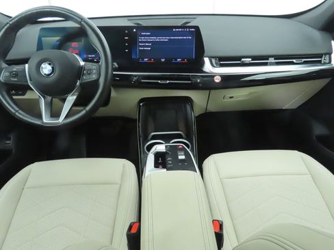 Used 2023 BMW X1 xDrive28i image 13