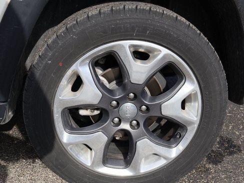 Used 2018 Jeep Compass Limited w/ Navigation Group image 6