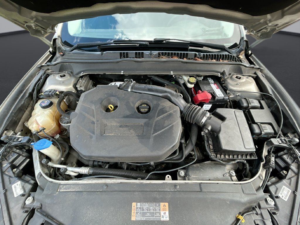 Used 2015 Ford Fusion Titanium FWD image 33