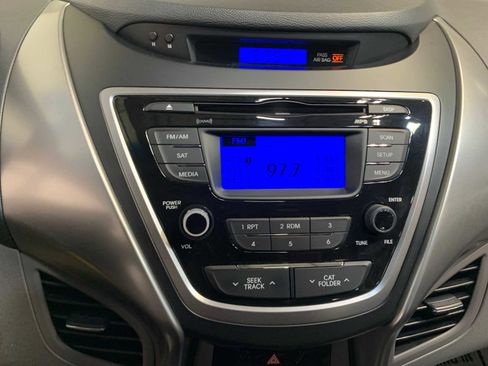 Used 2013 Hyundai Elantra GLS image 5