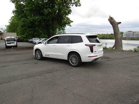 Used 2020 Cadillac XT6 Sport AWD/4WD image 35
