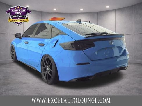 Used 2024 Honda Civic Sport image 3