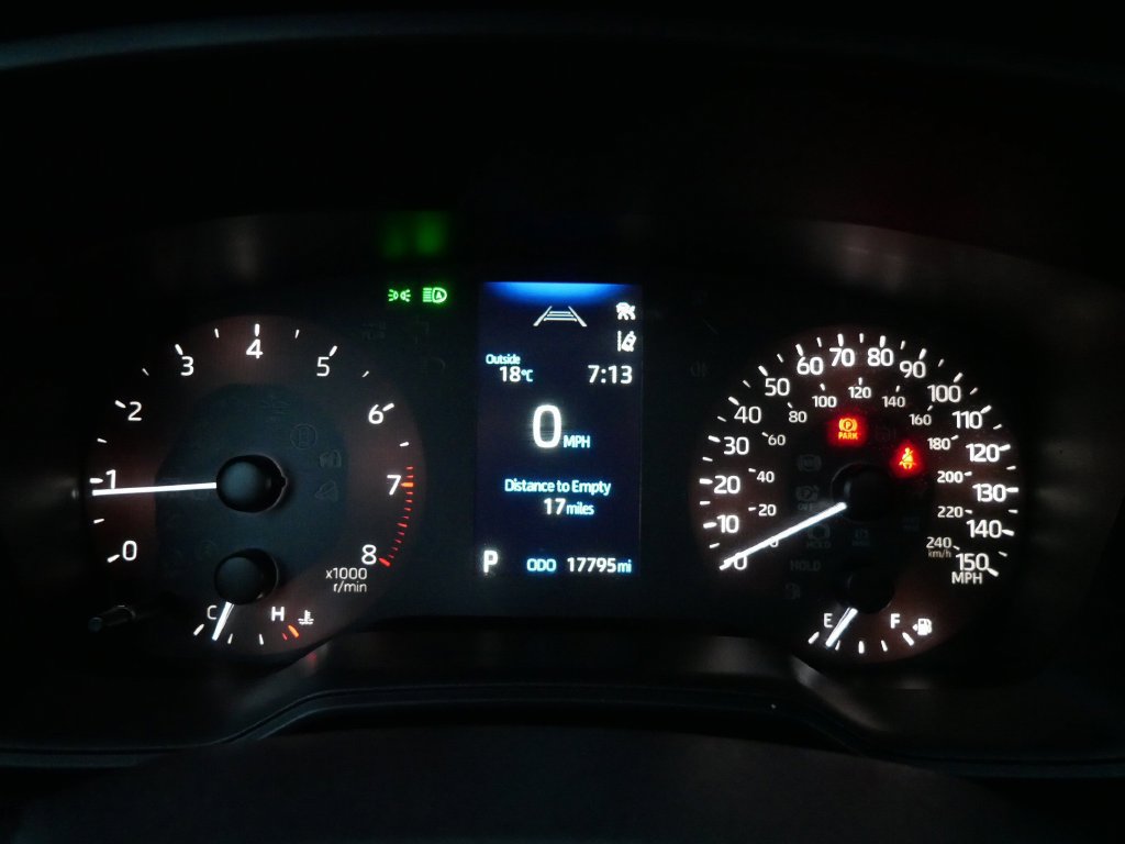 Used 2024 Toyota Corolla Cross LE AWD/4WD image 27