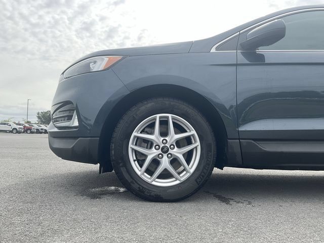 Certified 2024 Ford Edge SEL w/ Convenience Package AWD/4WD image 11