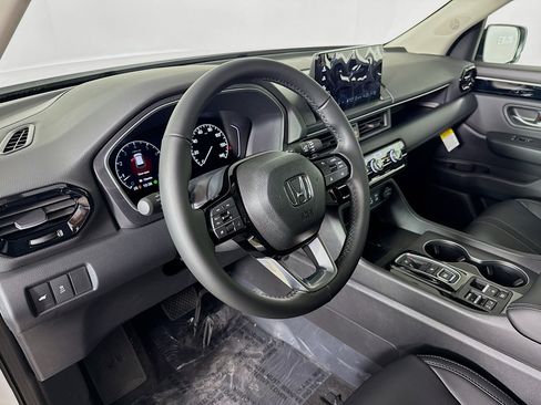 New 2025 Honda Pilot EX-L image 8