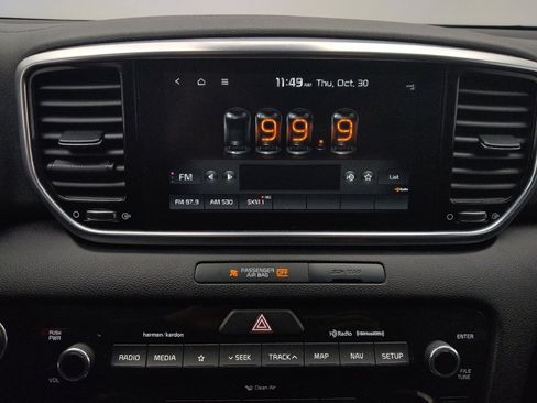 Used 2022 Kia Sportage EX w/ EX Technology Package image 25