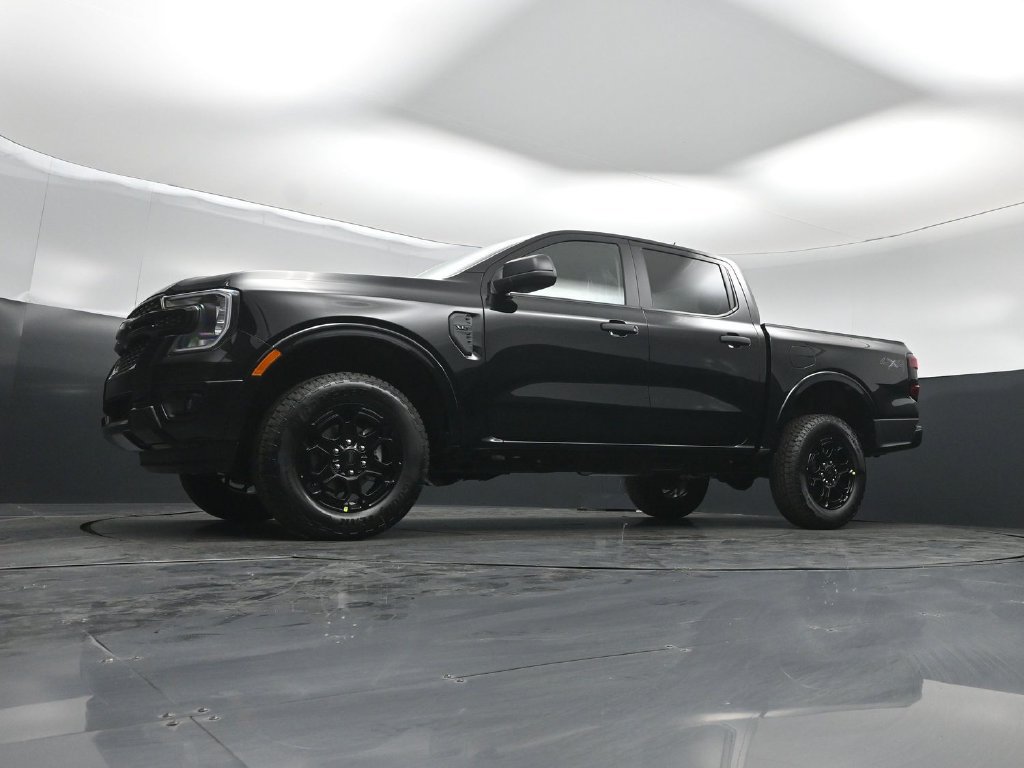 New 2026 Ford Ranger XLT w/ Black Appearance Package AWD/4WD image 40