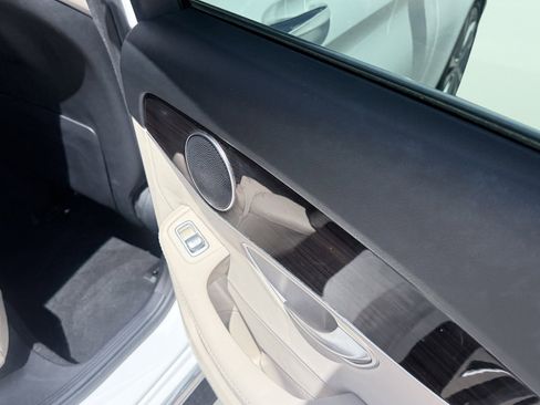 Used 2018 Mercedes-Benz C 300 Sedan image 42