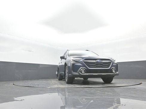 Used 2025 Subaru Outback w/ Popular Package #1A image 32