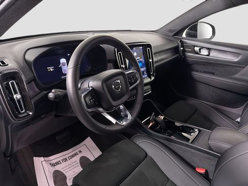 Certified 2023 Volvo C40 P8 Recharge Ultimate AWD/4WD image 10