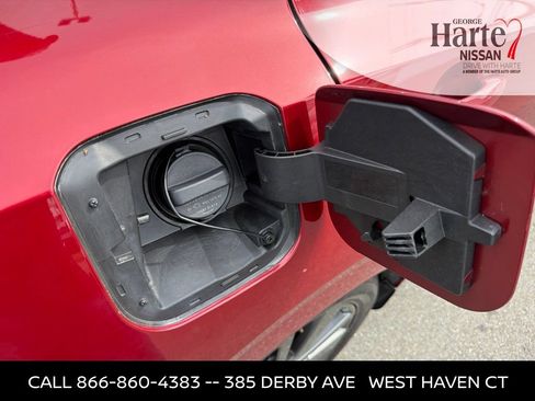 Used 2020 Nissan Sentra SV w/ SV Premium Package FWD image 31