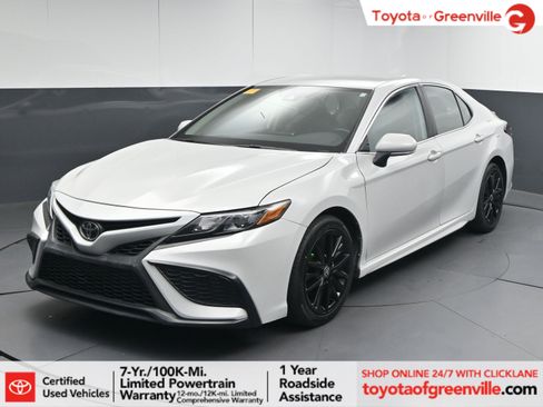 Certified 2024 Toyota Camry SE image 1