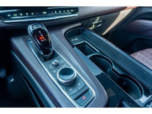 Used 2022 Cadillac Escalade ESV Sport Platinum RWD image 29