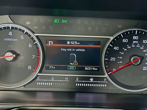Used 2022 Kia Sorento S FWD image 12