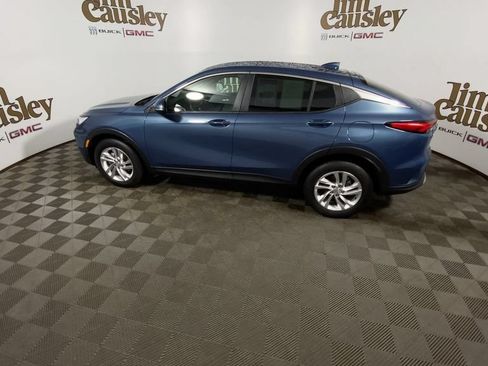Used 2025 Buick Envista Preferred w/ Convenience I Package FWD image 5