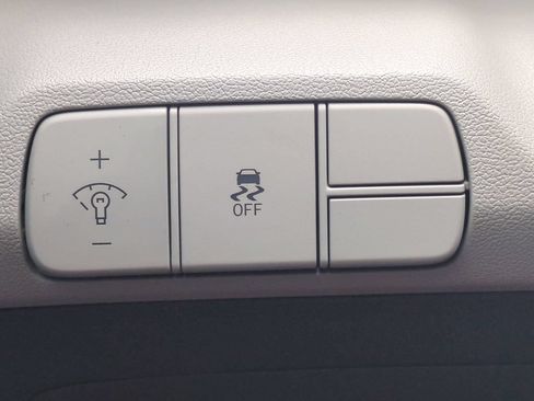 New 2026 Hyundai Elantra Limited FWD image 28
