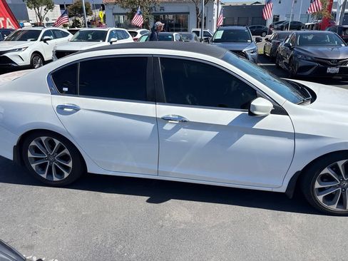 Used 2015 Honda Accord Sport image 3