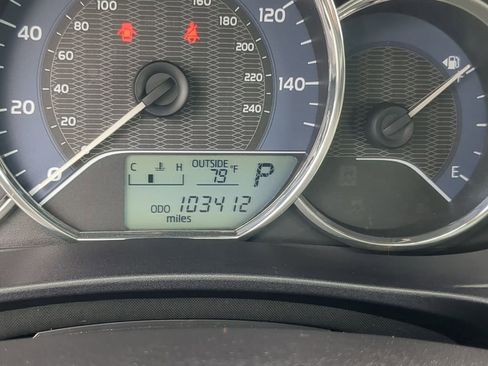 Used 2016 Toyota Corolla LE image 29