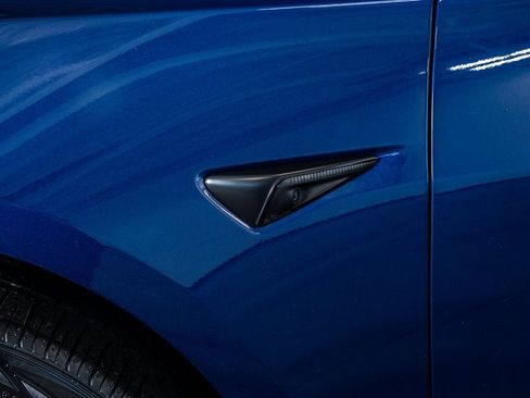 Used 2023 Tesla Model 3 Standard Range image 20