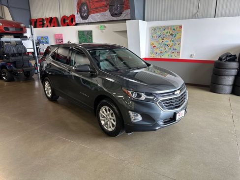 Used 2019 Chevrolet Equinox LT AWD/4WD image 28