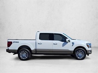 Used 2025 Ford F150 King Ranch w/ FX4 Off-Road Package AWD/4WD video 4