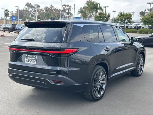 New 2026 Lexus TX 550h AWD Plug-In Hybrid image 6