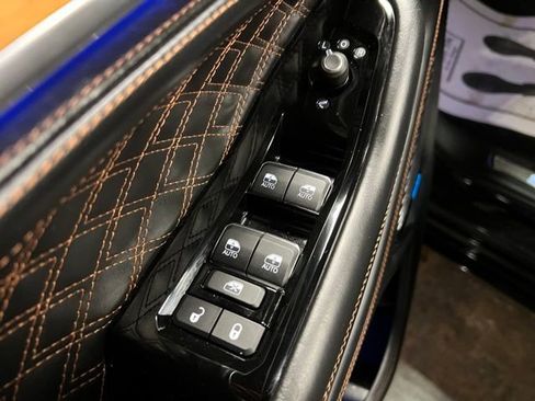 Used 2021 Jeep Grand Cherokee L Summit image 13