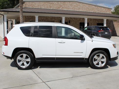 Used 2016 Jeep Compass Sport w/ Power Value Group FWD image 18