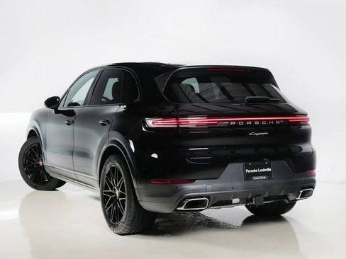 New 2026 Porsche Cayenne AWD/4WD image 3