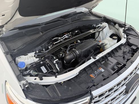 Used 2021 Ford Explorer Limited w/ Equipment Group 301A image 13