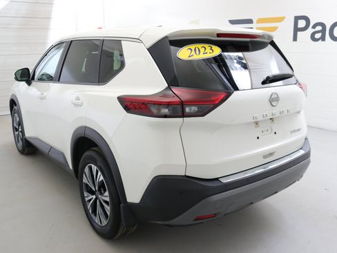 Used 2023 Nissan Rogue SV image 7