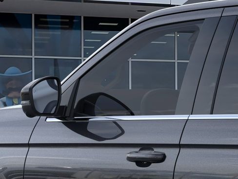 New 2026 Ford Expedition Active RWD image 20