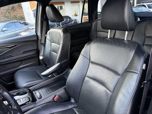 Used 2021 Honda Passport Touring image 16