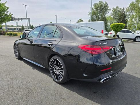 Used 2025 Mercedes-Benz C 300 4MATIC Sedan image 4