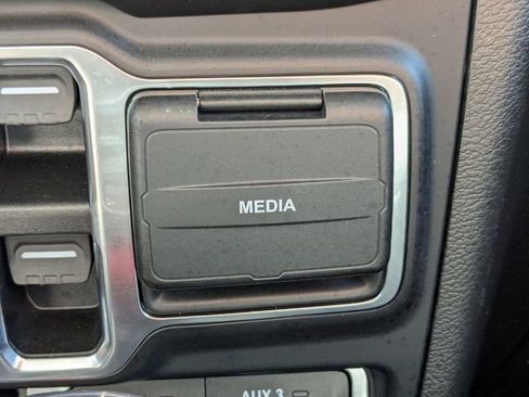 Used 2021 Jeep Wrangler Unlimited Sahara w/ Cold Weather Group image 30