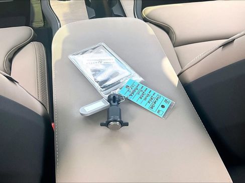 New 2026 Volvo EX90 Plus image 34