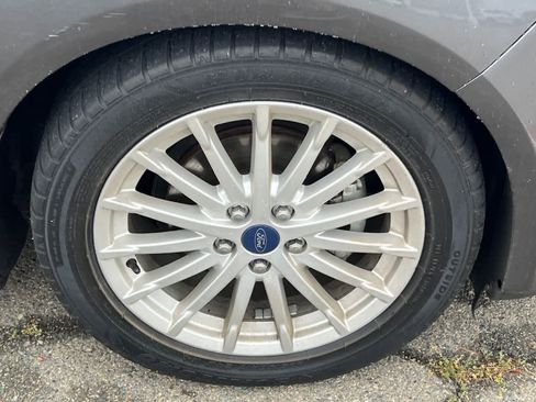 Used 2015 Ford C-MAX SE FWD image 15