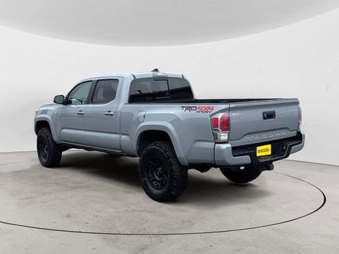 Used 2021 Toyota Tacoma TRD Sport AWD/4WD image 3