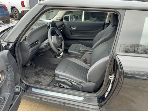 Certified 2025 MINI Cooper S image 5