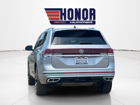 Used 2024 Volkswagen Atlas SEL Premium R-Line AWD/4WD image 5