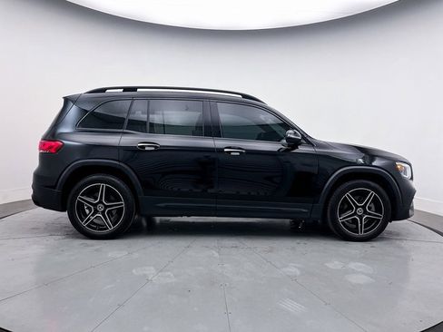 Used 2023 Mercedes-Benz GLB 250 4MATIC image 18