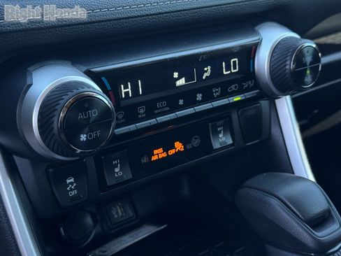 Used 2024 Toyota RAV4 XLE image 20