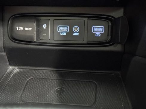 Used 2019 Hyundai Santa Fe FWD image 22