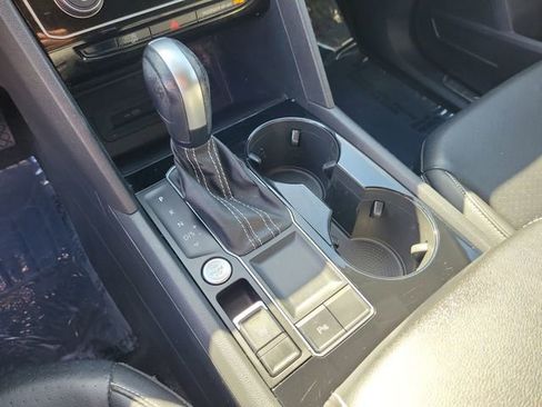 Certified 2022 Volkswagen Atlas SE FWD image 27
