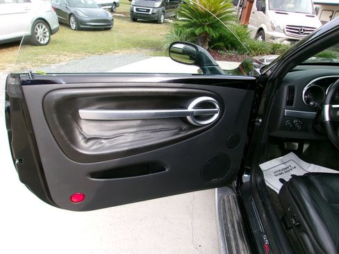 Used 2003 Chevrolet SSR w/ Preferred Equipment Group image 11