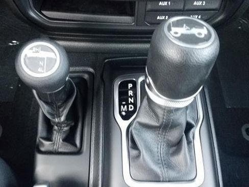 New 2026 Jeep Gladiator Willys image 18