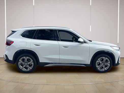 Used 2025 BMW X1 xDrive28i w/ Premium Package AWD/4WD image 8