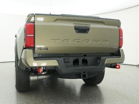 New 2026 Toyota Tacoma TRD Off-Road AWD/4WD image 25