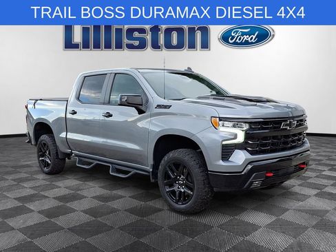 Used 2023 Chevrolet Silverado 1500 LT Trail Boss w/ Protection Package AWD/4WD image 3